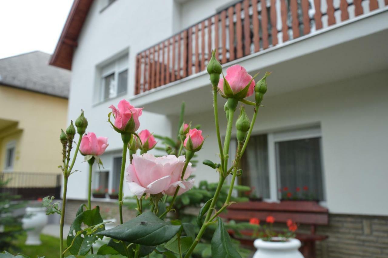 Varga Apartman Hévíz Exteriör bild