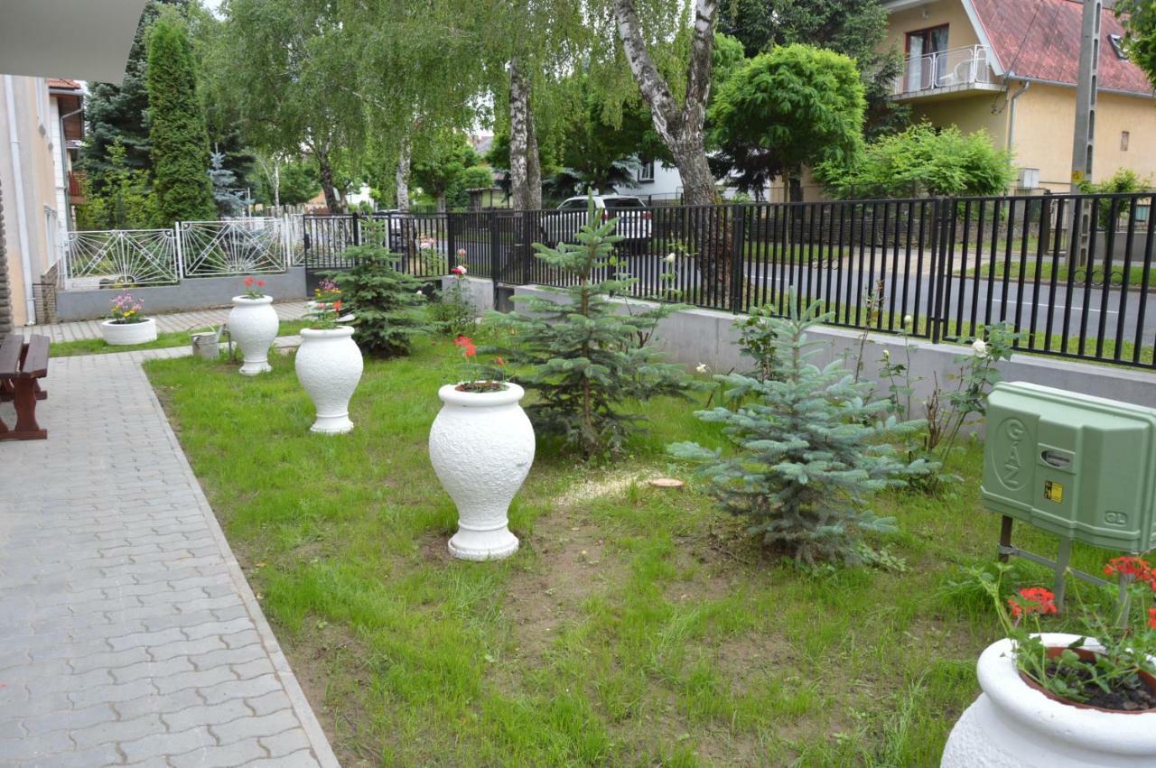 Varga Apartman Hévíz Exteriör bild