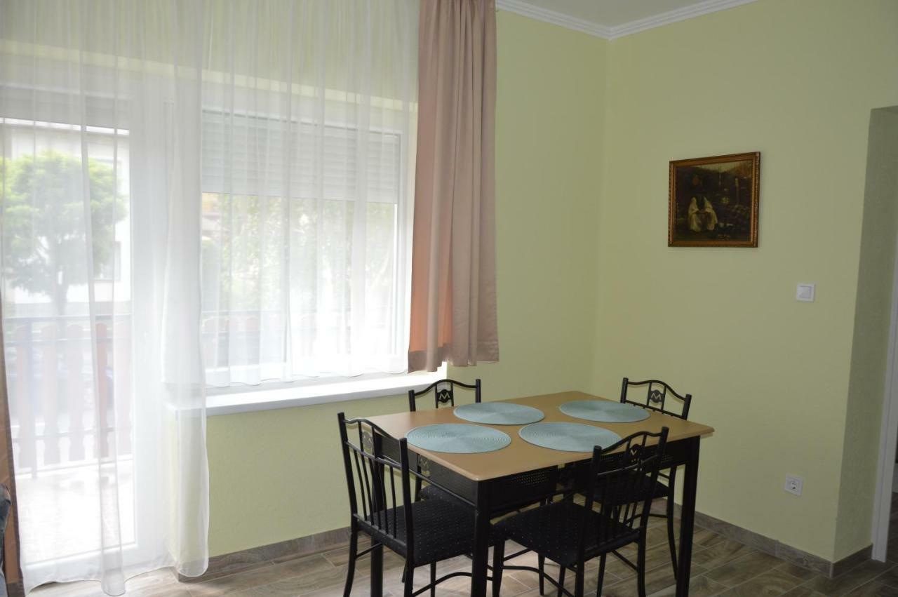 Varga Apartman Hévíz Exteriör bild