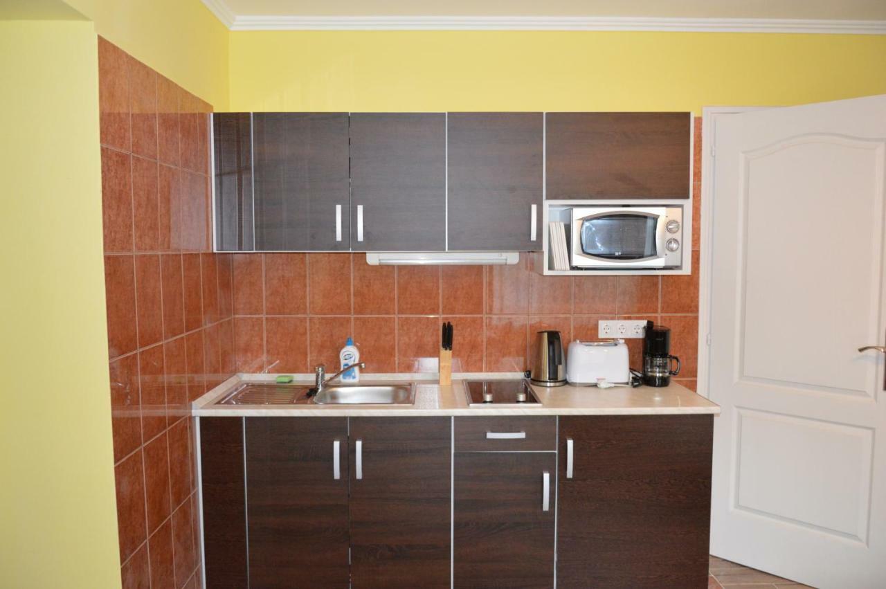 Varga Apartman Hévíz Exteriör bild
