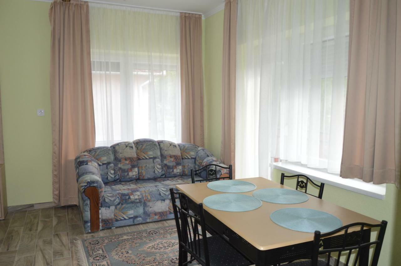 Varga Apartman Hévíz Exteriör bild