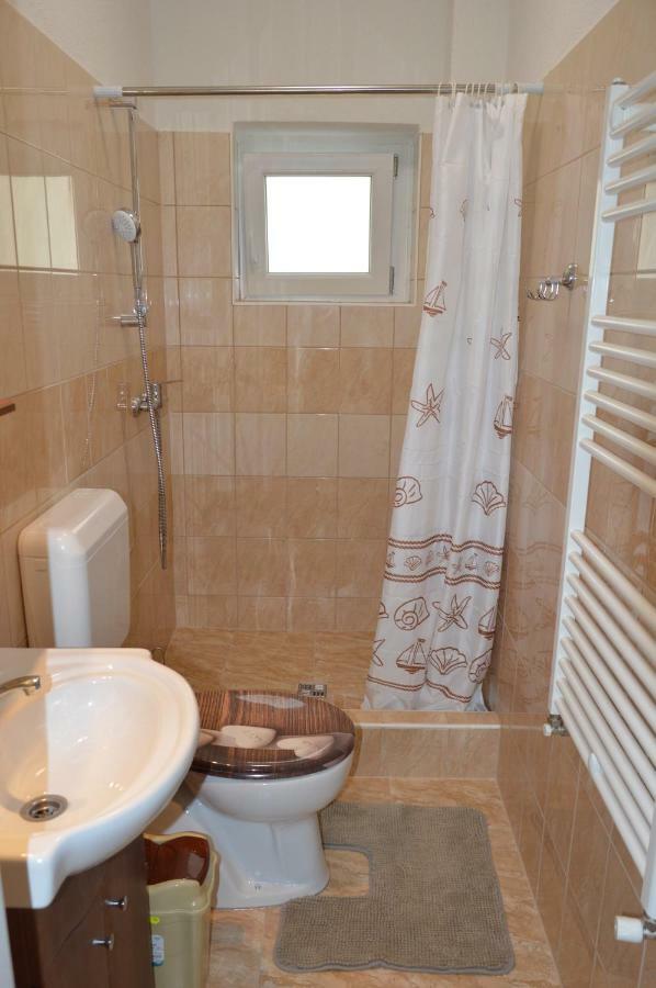 Varga Apartman Hévíz Exteriör bild