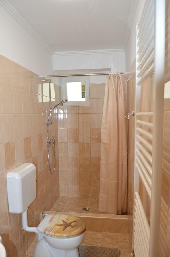 Varga Apartman Hévíz Exteriör bild